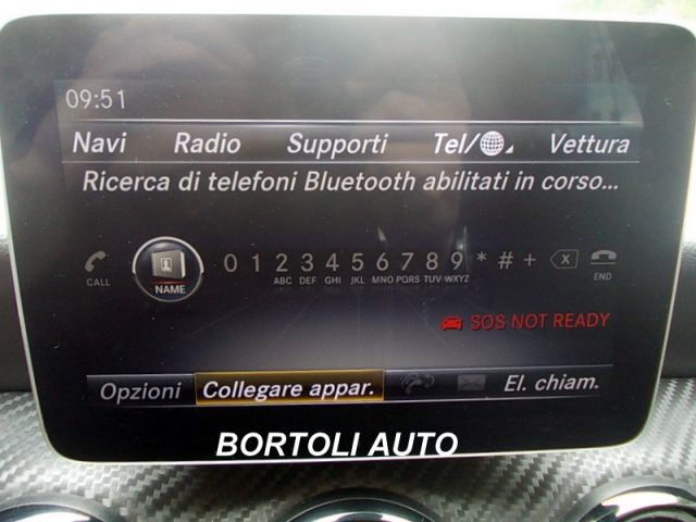MERCEDES-BENZ GLA 200 usata, con Park Distance Control