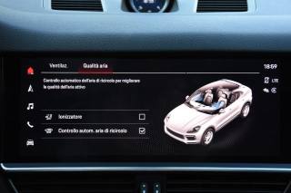 PORSCHE Cayenne usata, con Sensore di pioggia