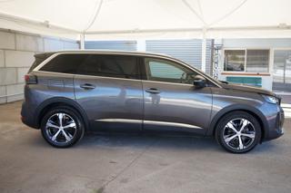 PEUGEOT 5008 usata, con Autoradio