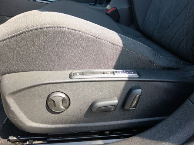 VOLKSWAGEN Golf usata, con Chiusura centralizzata
