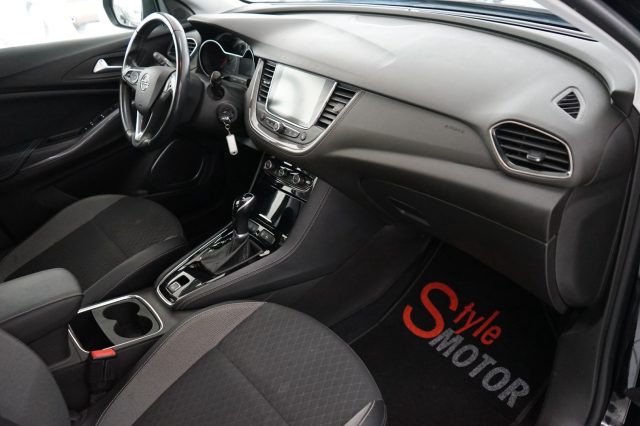 OPEL Grandland X usata, con Climatizzatore