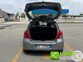 TOYOTA Yaris usata 20