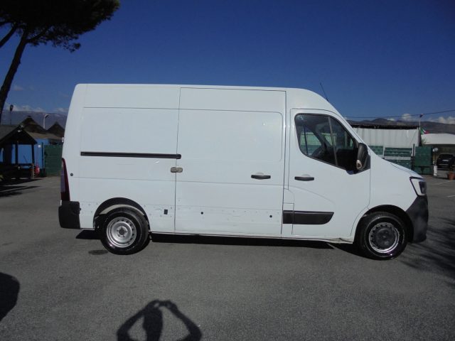 RENAULT Master usata, con Sensore di pioggia