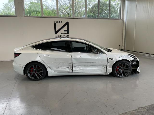 TESLA Model 3 usata, con Cerchi in lega