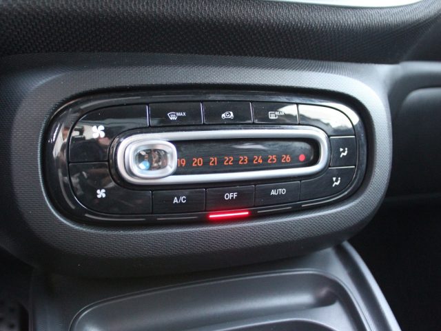 SMART ForFour usata, con Volante multifunzione