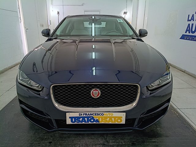 JAGUAR XE usata, con Volante in pelle