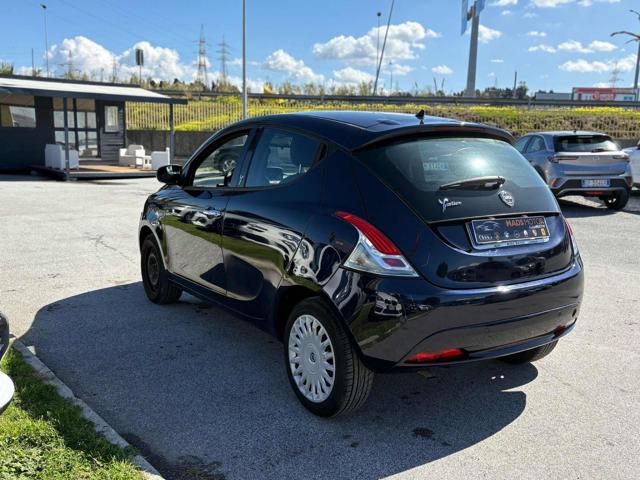 LANCIA Ypsilon usata, con Autoradio