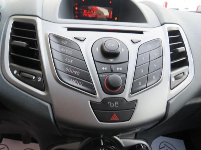 FORD Fiesta usata, con Specchietti laterali elettrici