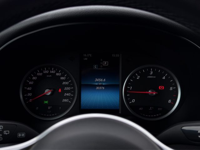 MERCEDES-BENZ GLC 200 usata, con Servosterzo