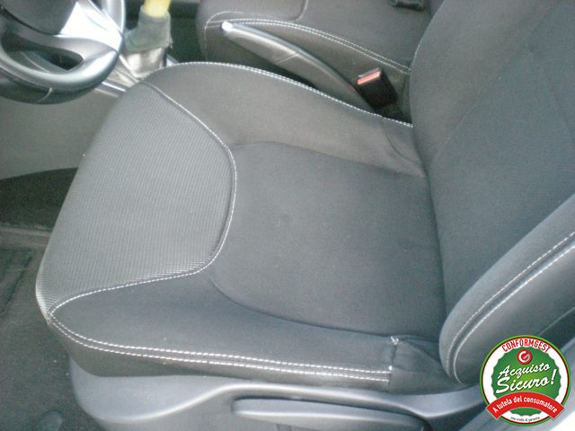 RENAULT Clio usata, con Specchietti laterali elettrici