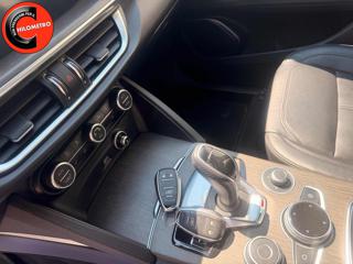 ALFA ROMEO Stelvio usata, con Airbag laterali