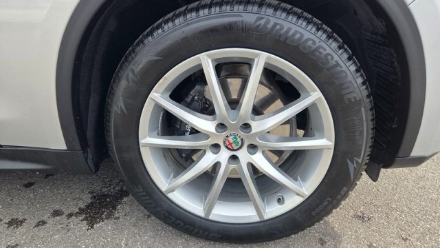 ALFA ROMEO Stelvio usata, con Controllo automatico clima