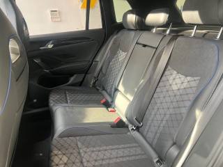 VOLKSWAGEN Tiguan usata, con Bracciolo