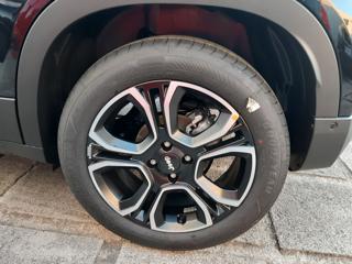 JEEP Avenger usata, con Leve al volante