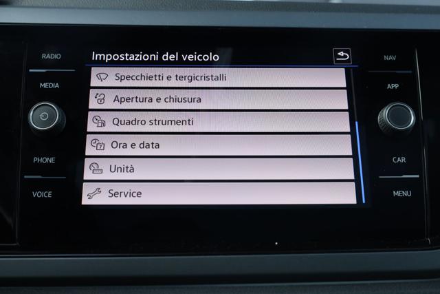 VOLKSWAGEN Taigo usata, con Spoiler