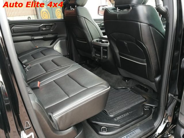 DODGE RAM usata, con Park Distance Control