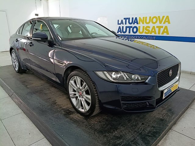 JAGUAR XE usata, con Sistema di navigazione