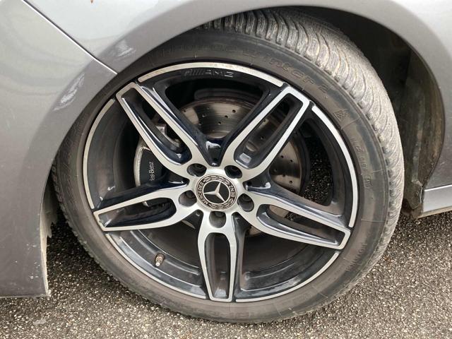 MERCEDES-BENZ CLA 200 usata, con Regolazione elettrica sedili