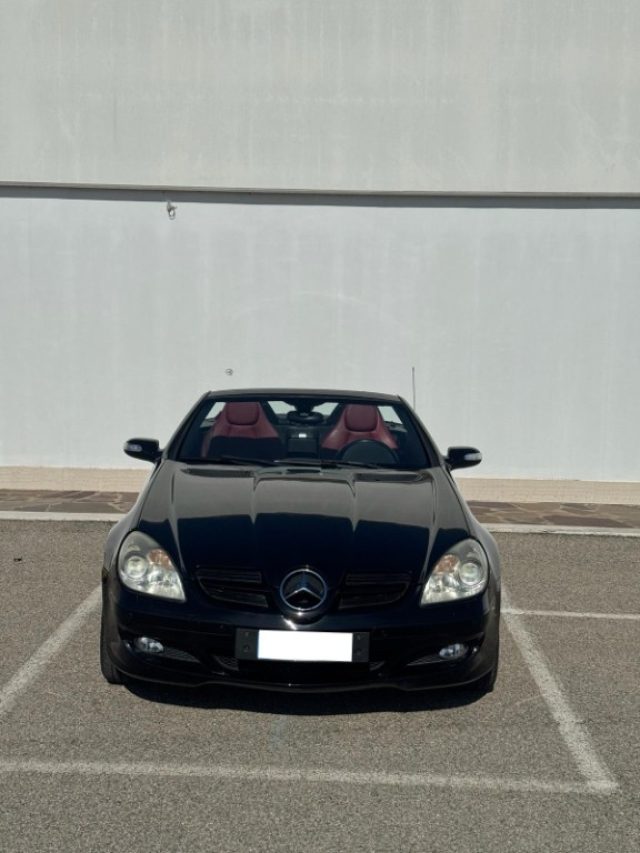 MERCEDES-BENZ SLK 200 usata, con Chiusura centralizzata