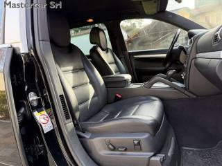 PORSCHE Cayenne usata, con Interni in pelle