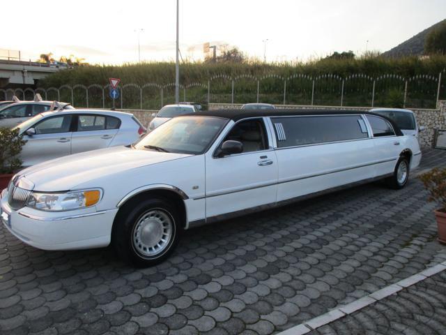 LINCOLN Town Car usata 12