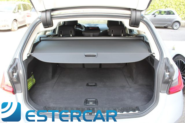BMW 320 usata, con Sensori di parcheggio posteriori