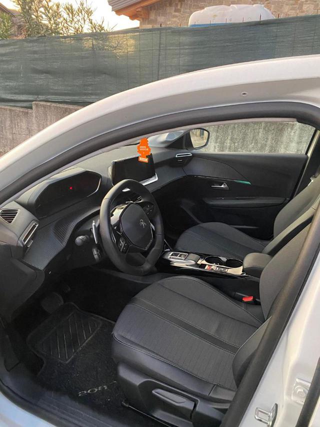PEUGEOT 208 usata, con Boardcomputer