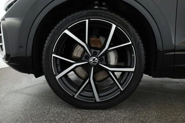 VOLKSWAGEN Touareg usata, con Antifurto