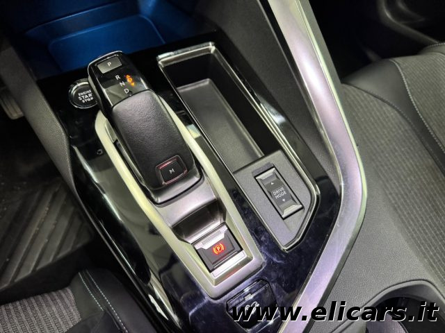 PEUGEOT 3008 usata, con Autoradio digitale