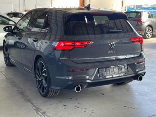 VOLKSWAGEN Golf usata, con Airbag Passeggero