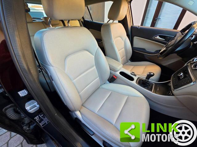 MERCEDES-BENZ GLA 200 usata, con Alzacristalli elettrici