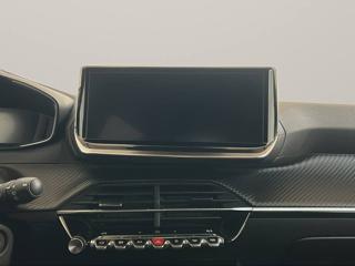 PEUGEOT 2008 usata, con Sistema di navigazione