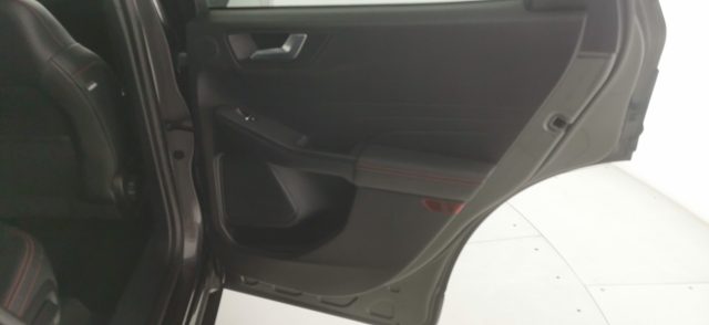 FORD Kuga usata, con Sensori di parcheggio posteriori