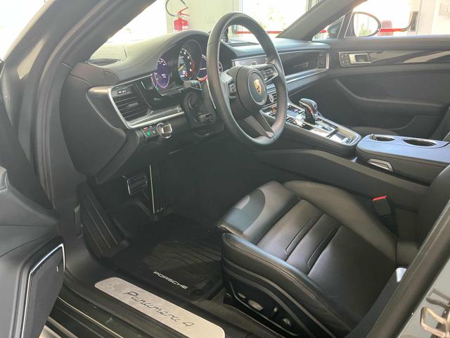 PORSCHE Panamera usata, con Autoradio