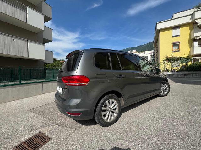 VOLKSWAGEN Touran usata, con Chiusura centralizzata
