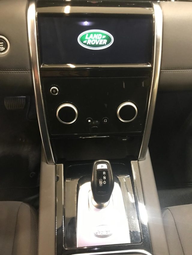 LAND ROVER Discovery Sport usata, con Cruise Control