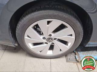 VOLKSWAGEN Golf usata, con Fendinebbia