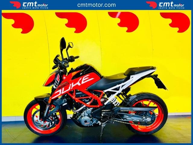 KTM 390 Duke usata 2