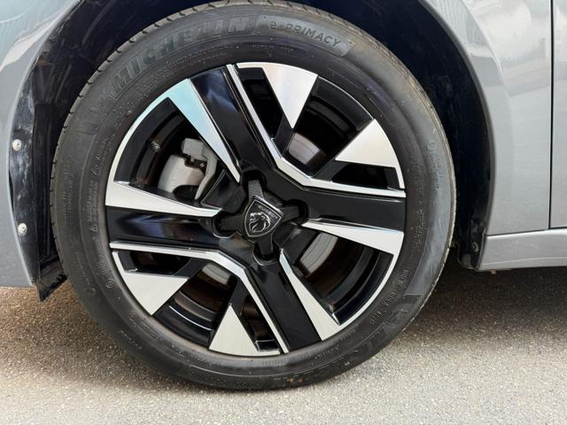 PEUGEOT 208 usata, con Volante in pelle