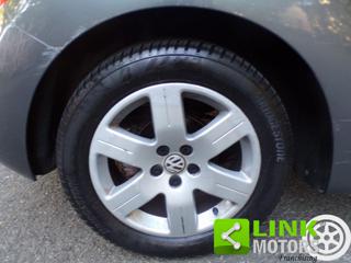 VOLKSWAGEN New Beetle usata, con USB