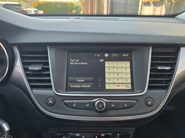OPEL Crossland X usata, con Apple CarPlay