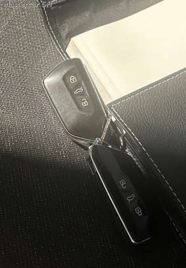 VOLKSWAGEN Golf Variant usata, con Immobilizzatore elettronico