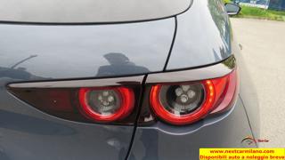 MAZDA 3 usata, con USB