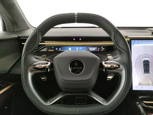 LOTUS Eletre usata, con Volante in pelle
