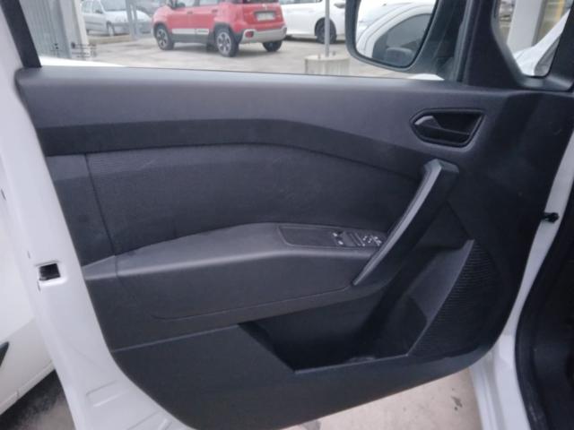 NISSAN Townstar usata 15