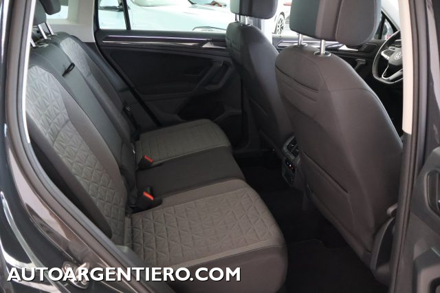 VOLKSWAGEN Tiguan usata, con Sensore di pioggia