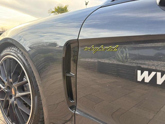 PORSCHE Panamera usata, con USB