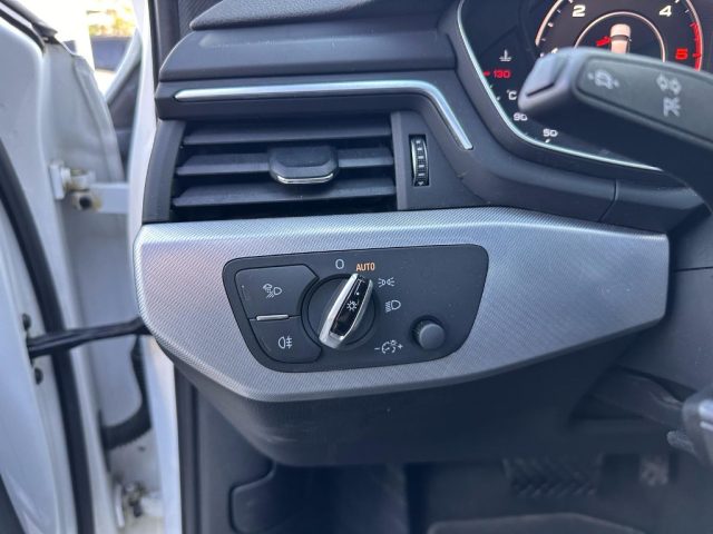 AUDI A4 usata, con Autoradio