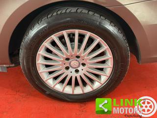 MERCEDES-BENZ V 250 usata, con Controllo elettronico della corsia