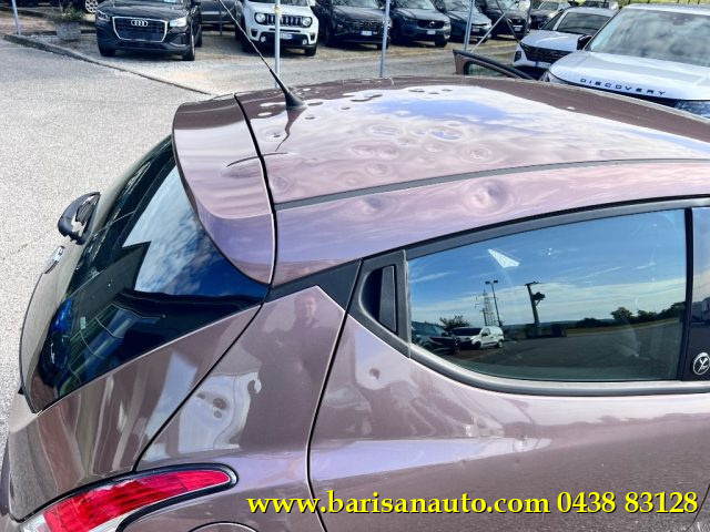 LANCIA Ypsilon usata, con Lettore CD